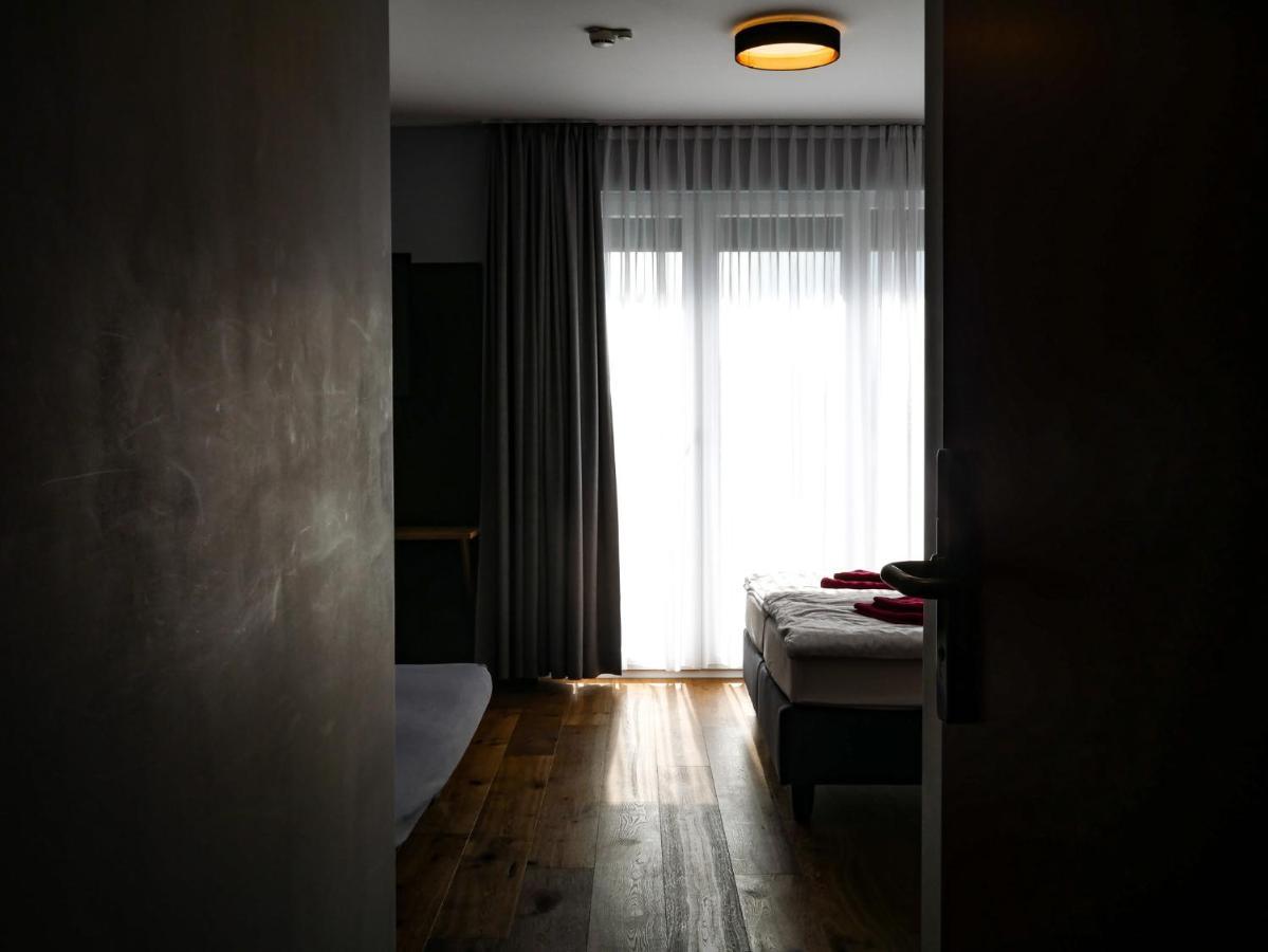Hotel Linde-Sinohaus Лустенау Екстериор снимка